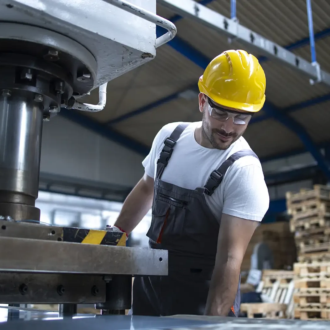 Machinery & Equipment Services Machinery & Equipment Services